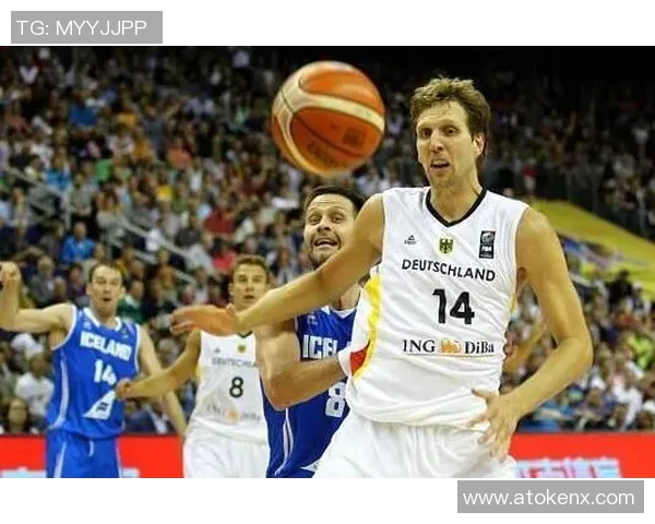 恩比德犯满钟，美国男篮凭借詹姆斯和库里的出色表现战胜加拿大