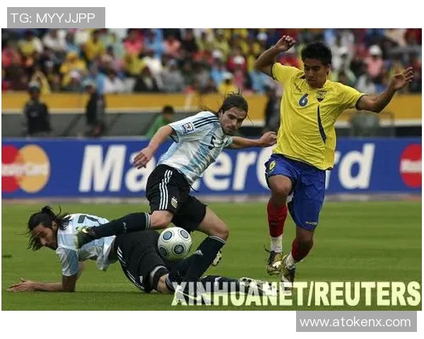 惊险进球！世界杯预选赛精彩瞬间